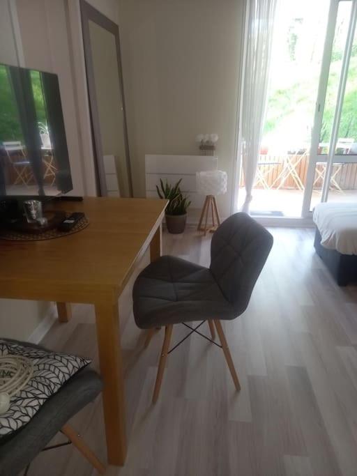 Ferienwohnung Le Doubs Cosy Besançon Exterior foto